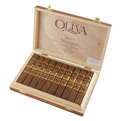 Oliva Serie V Melanio Robusto